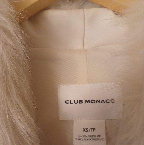 Club Monaco Fur Vest in pale pink. - Picture 4 of 6